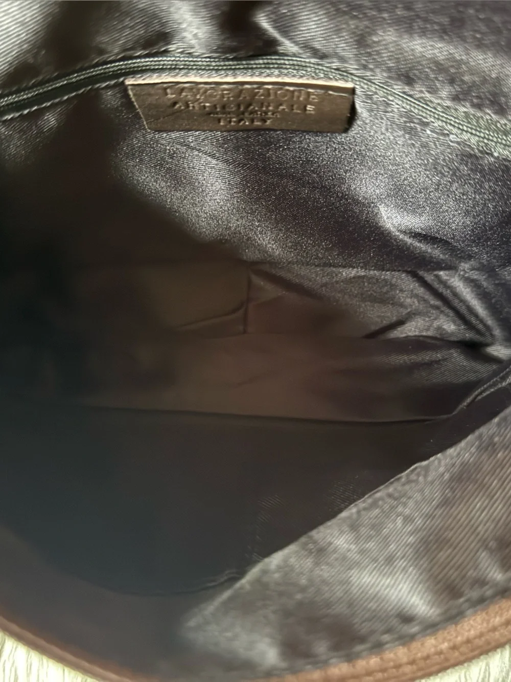 Brown Leather Lavorazione Artigianale Crossbody Satchel